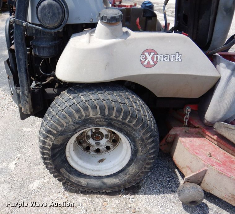 image for item KF9589 (3) ZTR lawn mowers