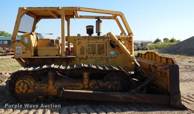 image for item KI9236 1970 Caterpillar D6C  dozer