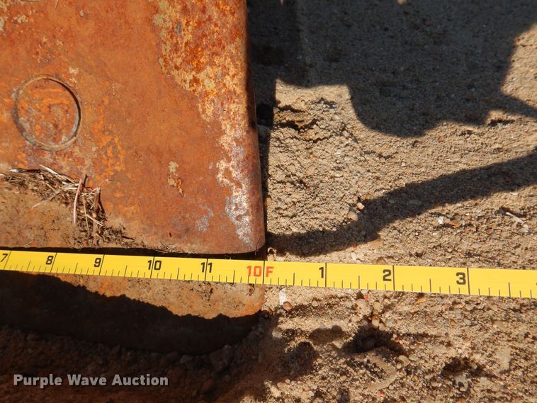 image for item KI9236 1970 Caterpillar D6C  dozer