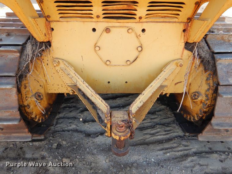 image for item KI9236 1970 Caterpillar D6C  dozer