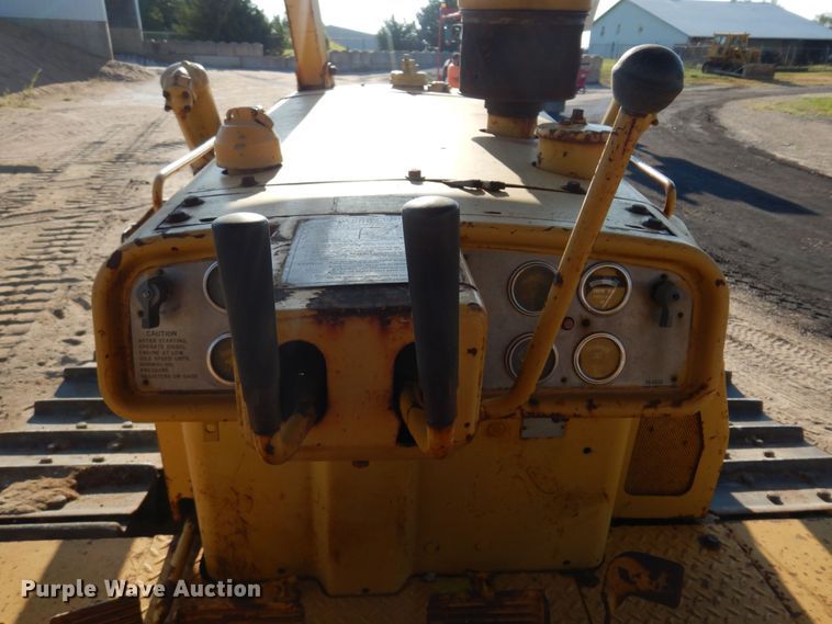 image for item KI9236 1970 Caterpillar D6C  dozer