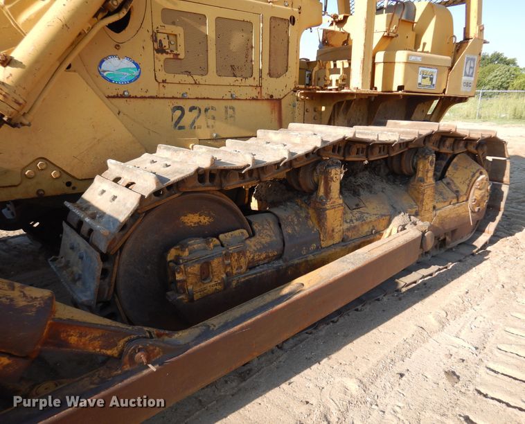 image for item KI9236 1970 Caterpillar D6C  dozer