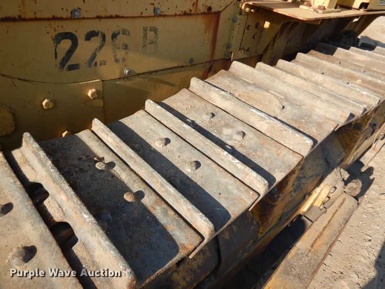image for item KI9236 1970 Caterpillar D6C  dozer