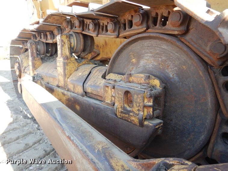 image for item KI9236 1970 Caterpillar D6C  dozer