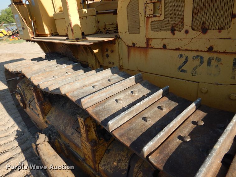 image for item KI9236 1970 Caterpillar D6C  dozer