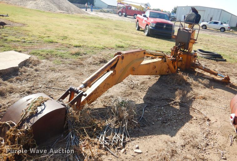 image for item KI9238 John Deere 9300  backhoe attachment