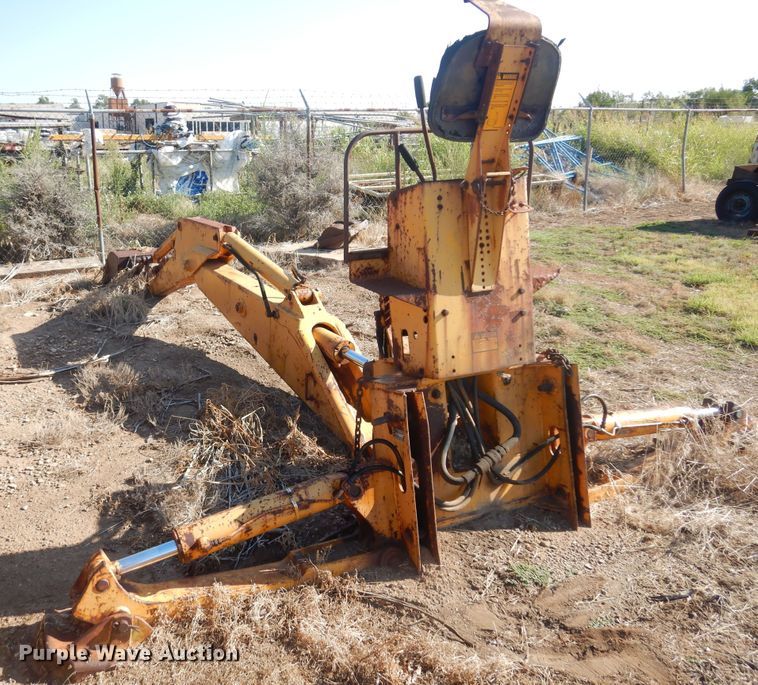 image for item KI9238 John Deere 9300  backhoe attachment