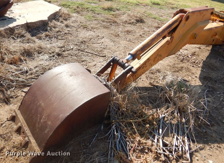 image for item KI9238 John Deere 9300  backhoe attachment