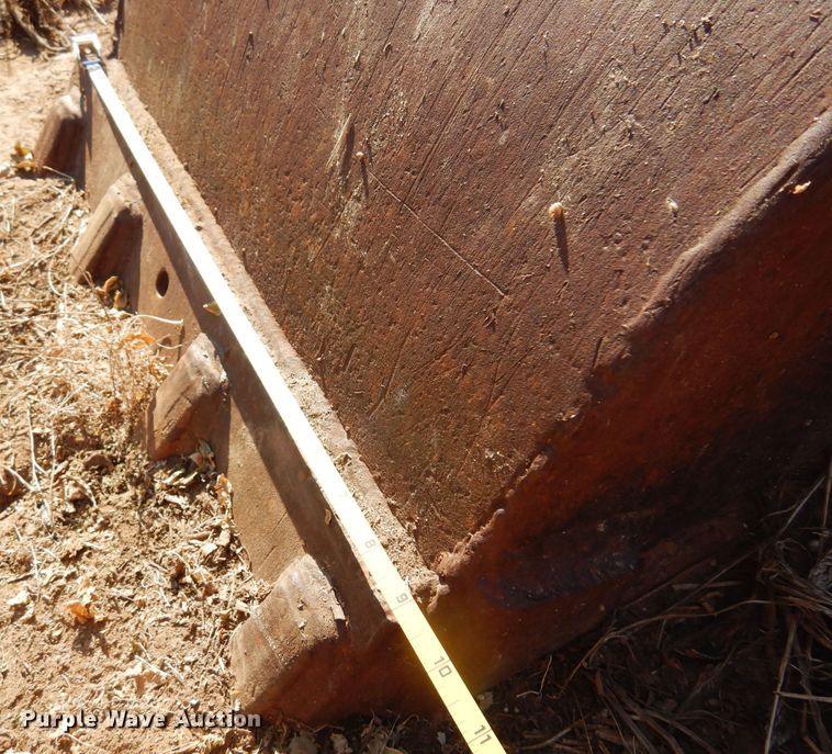 image for item KI9238 John Deere 9300  backhoe attachment