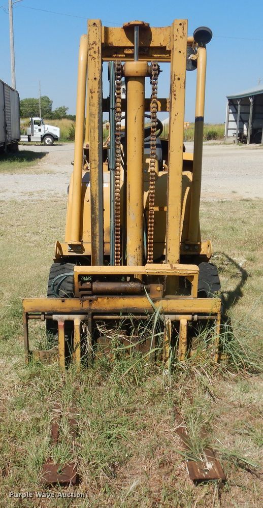 image for item KI9242 Towmotor 601PG5024  forklift
