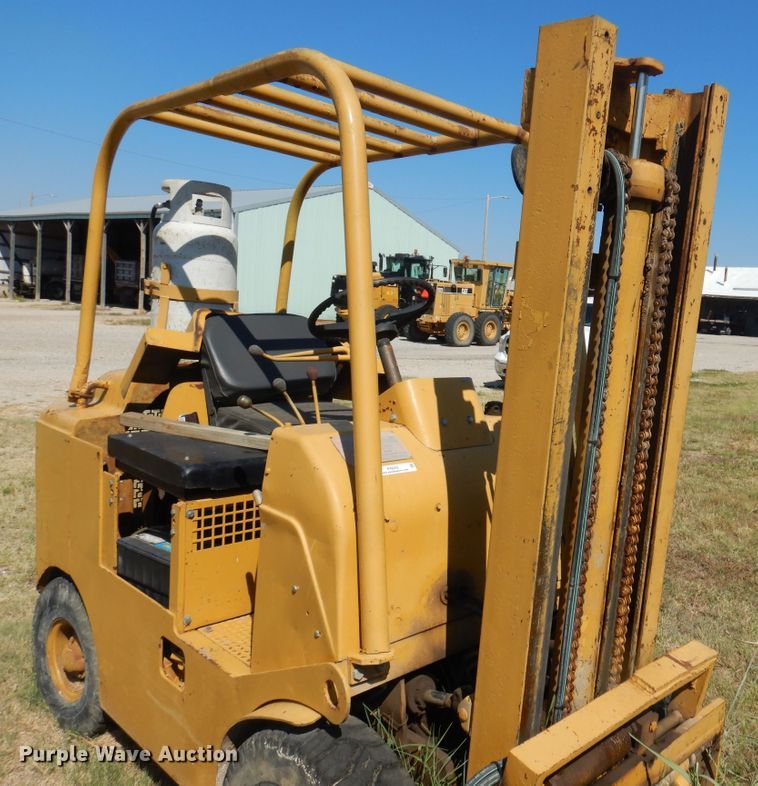 image for item KI9242 Towmotor 601PG5024  forklift