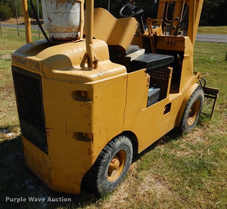 image for item KI9242 Towmotor 601PG5024  forklift