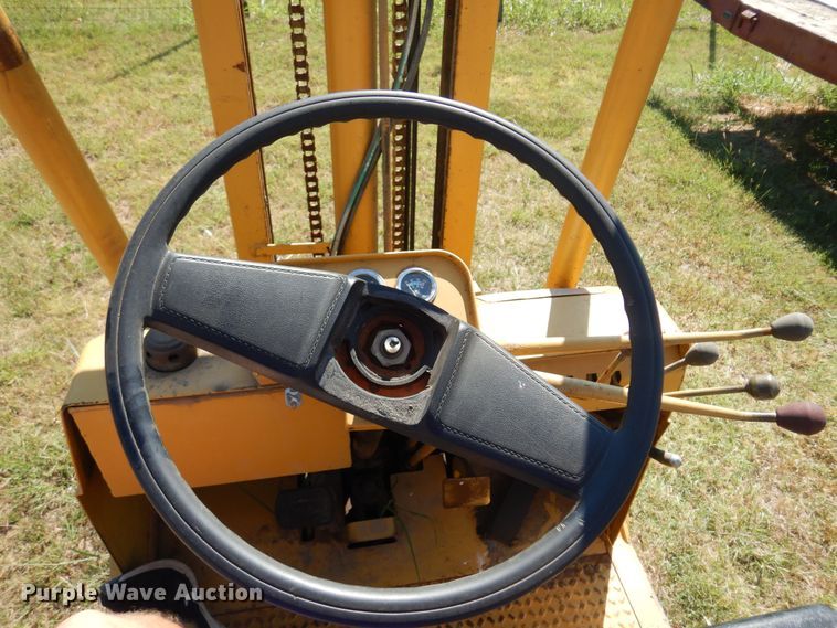 image for item KI9242 Towmotor 601PG5024  forklift