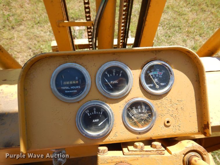 image for item KI9242 Towmotor 601PG5024  forklift