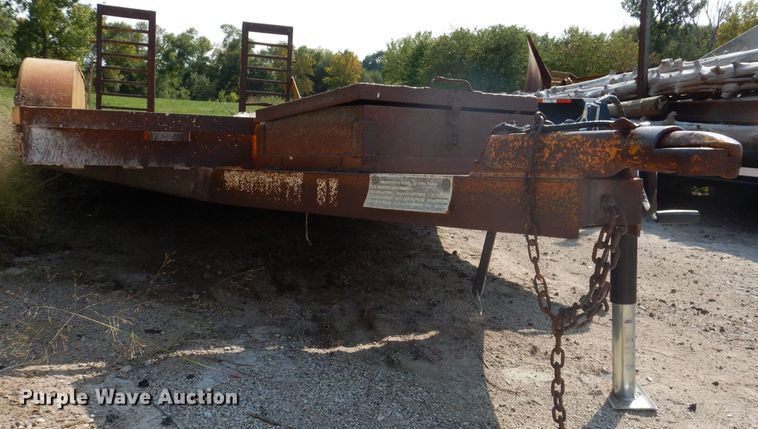 image for item KP9287 1993 Performance Track SK6816  utility trailer