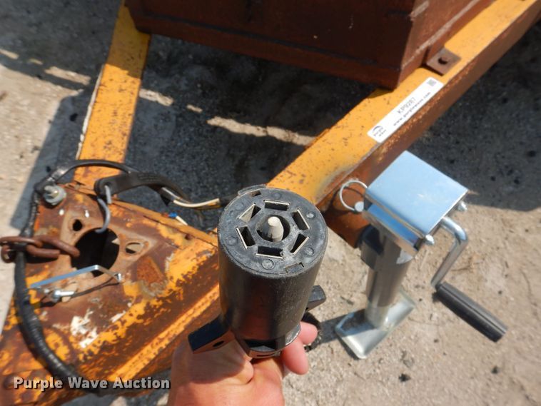 image for item KP9287 1993 Performance Track SK6816  utility trailer