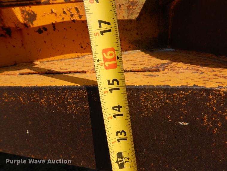 image for item KP9287 1993 Performance Track SK6816  utility trailer