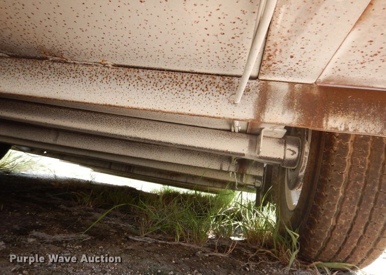 image for item KP9287 1993 Performance Track SK6816  utility trailer