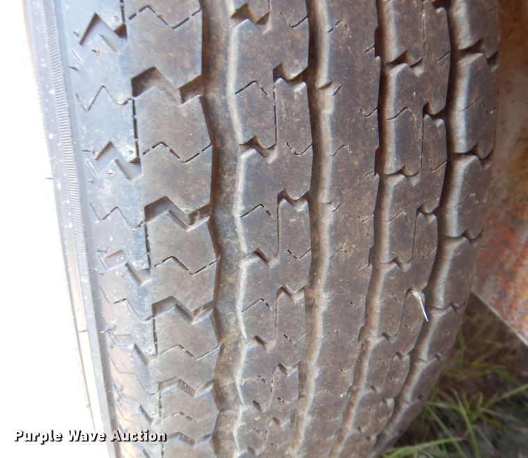 image for item KP9287 1993 Performance Track SK6816  utility trailer