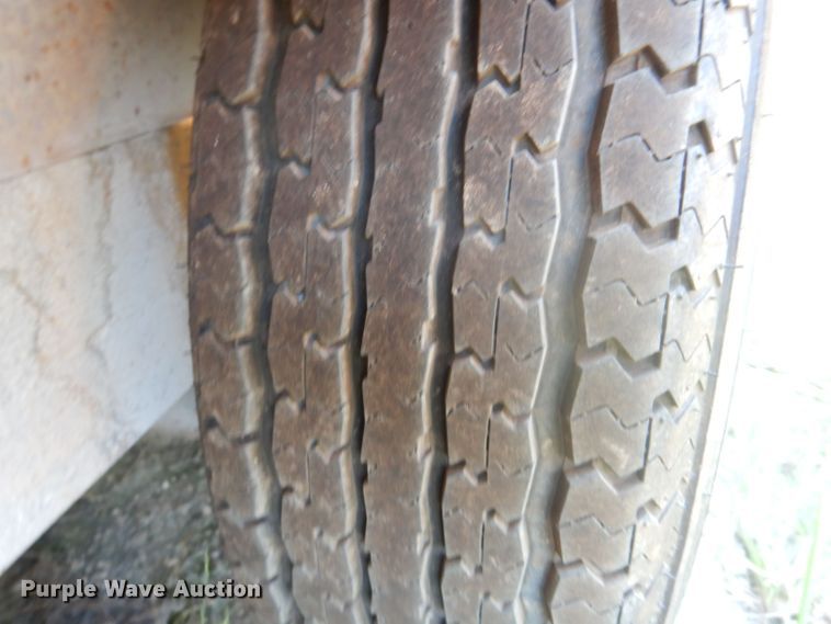 image for item KP9287 1993 Performance Track SK6816  utility trailer