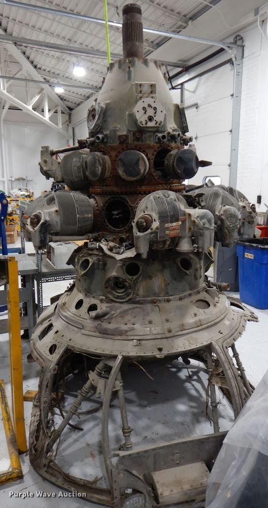 image for item KP9318 Wright R-3350  airplane engine