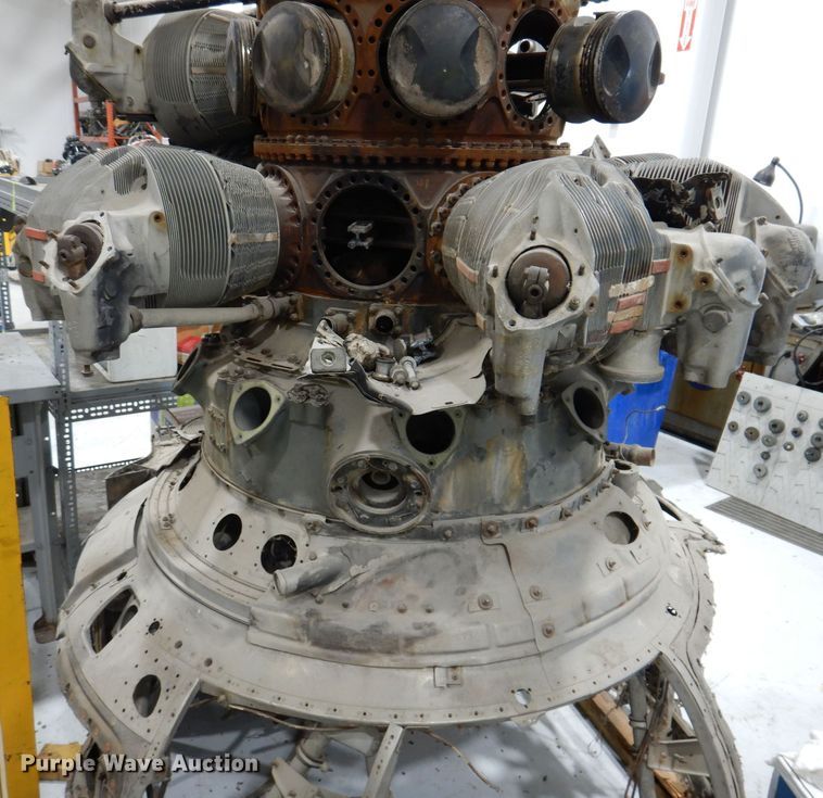 image for item KP9318 Wright R-3350  airplane engine