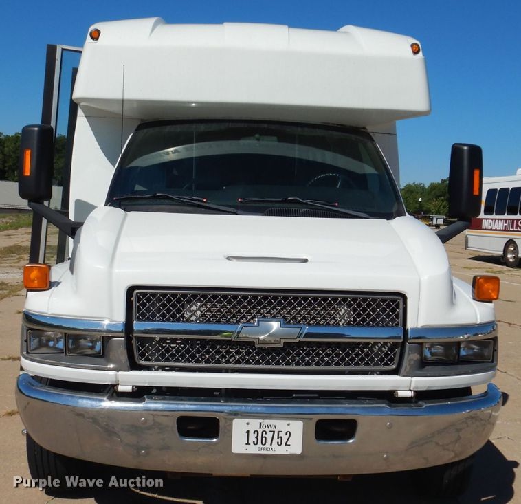 image for item KP9324 2008 Turtle Top Odyssey XL  coach bus