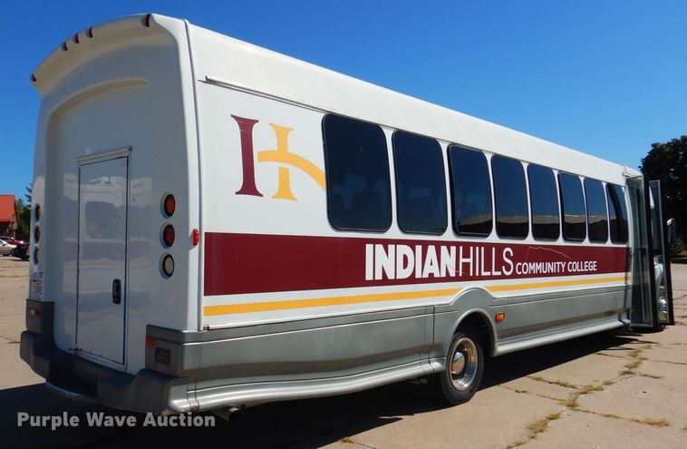 image for item KP9324 2008 Turtle Top Odyssey XL  coach bus