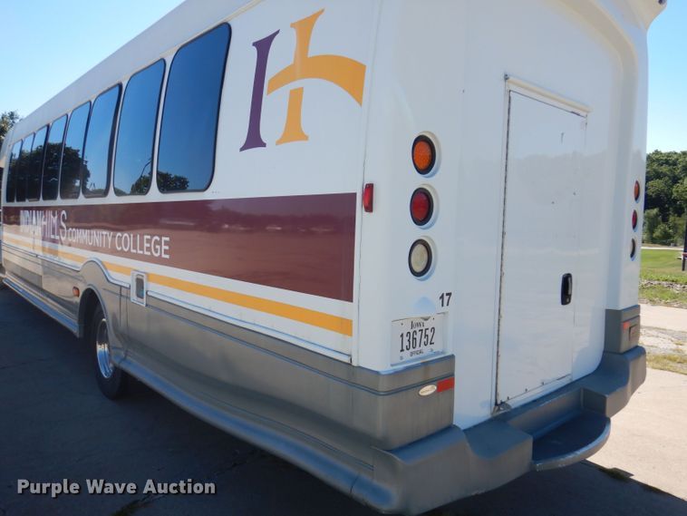 image for item KP9324 2008 Turtle Top Odyssey XL  coach bus