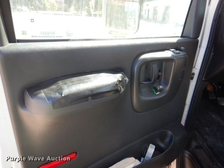 image for item KP9324 2008 Turtle Top Odyssey XL  coach bus