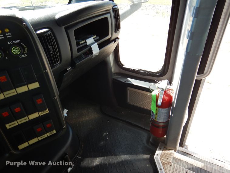 image for item KP9324 2008 Turtle Top Odyssey XL  coach bus