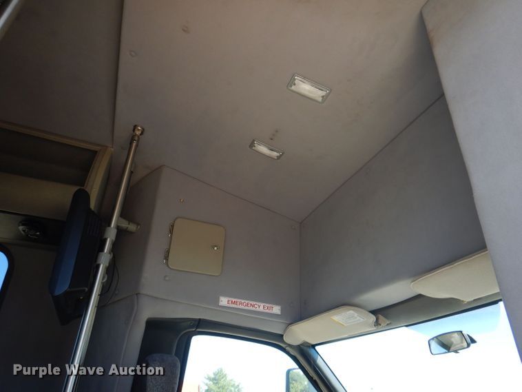 image for item KP9324 2008 Turtle Top Odyssey XL  coach bus