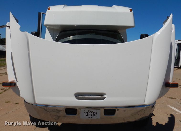 image for item KP9324 2008 Turtle Top Odyssey XL  coach bus