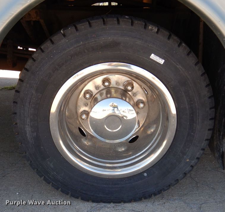 image for item KP9324 2008 Turtle Top Odyssey XL  coach bus