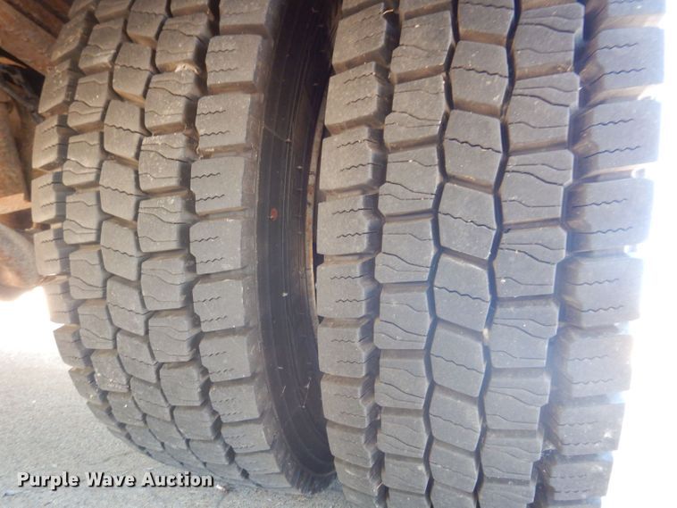 image for item KP9324 2008 Turtle Top Odyssey XL  coach bus