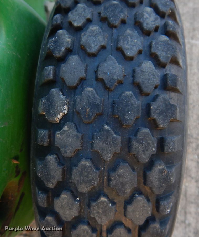 image for item KP9341 John Deere 180B  greens mower