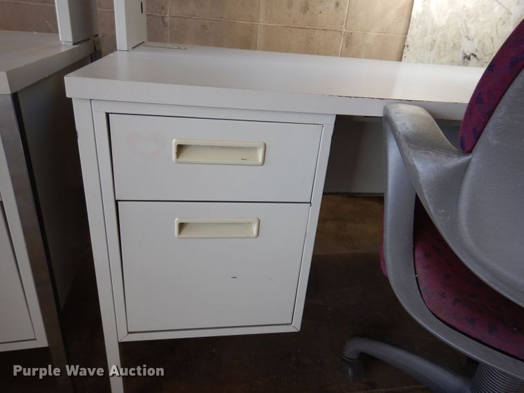 image for item KP9362 (2) desks