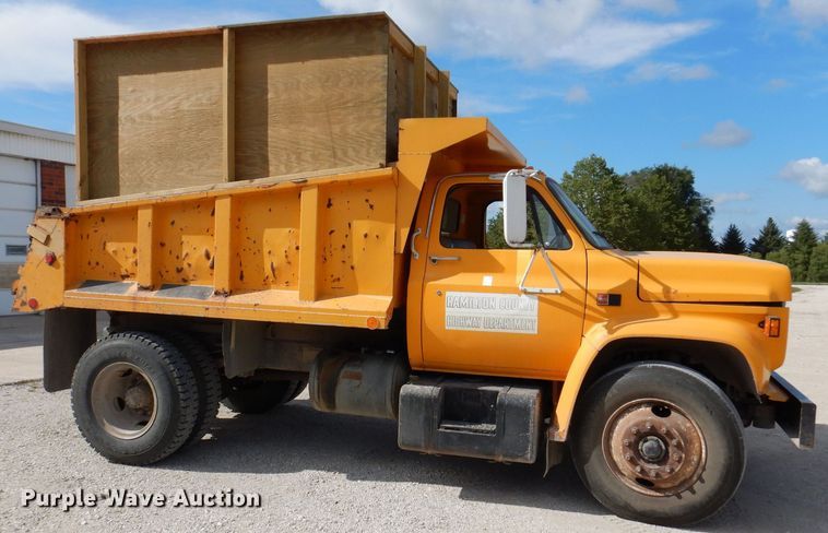 image for item KP9364 1988 GMC Sierra 7000  dump truck