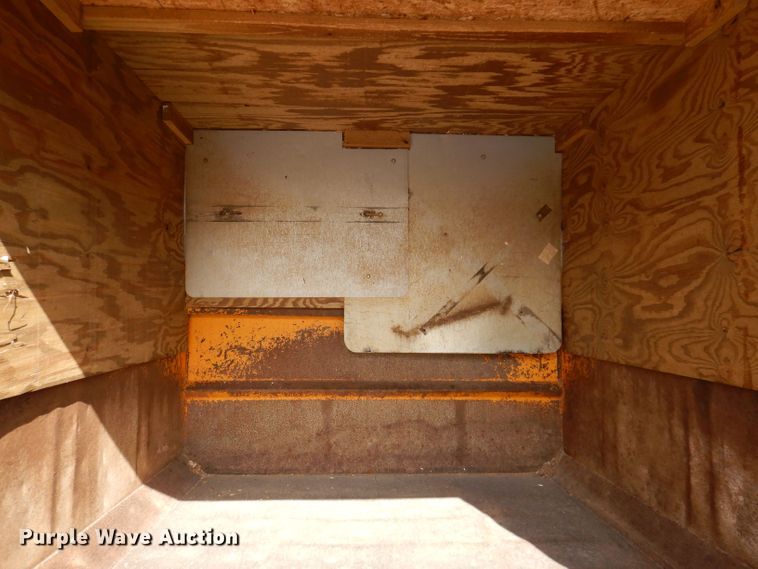 image for item KP9364 1988 GMC Sierra 7000  dump truck