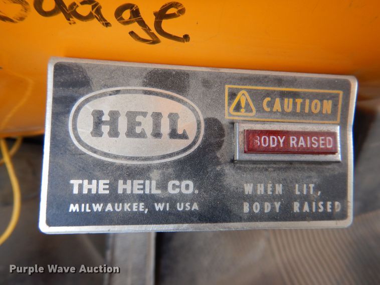 image for item KP9364 1988 GMC Sierra 7000  dump truck