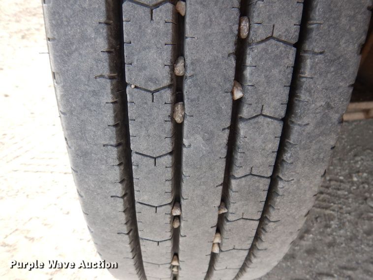 image for item KP9364 1988 GMC Sierra 7000  dump truck