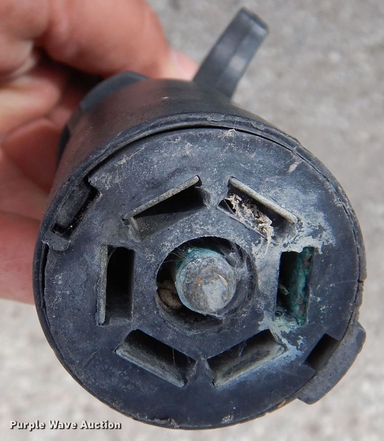 image for item KP9367 1993 United Expressline  enclosed cargo trailer