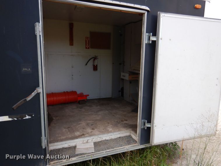image for item KP9367 1993 United Expressline  enclosed cargo trailer