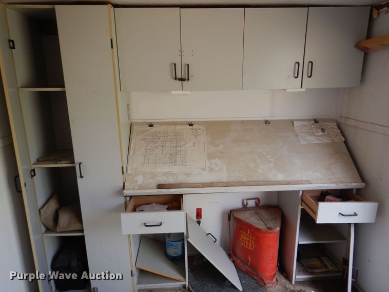 image for item KP9367 1993 United Expressline  enclosed cargo trailer