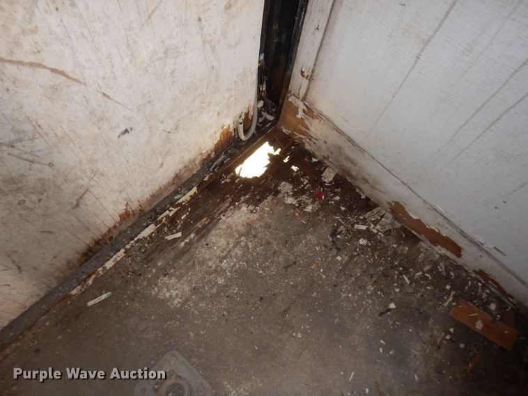 image for item KP9367 1993 United Expressline  enclosed cargo trailer