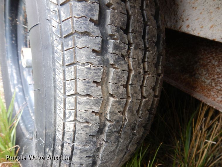 image for item KP9367 1993 United Expressline  enclosed cargo trailer