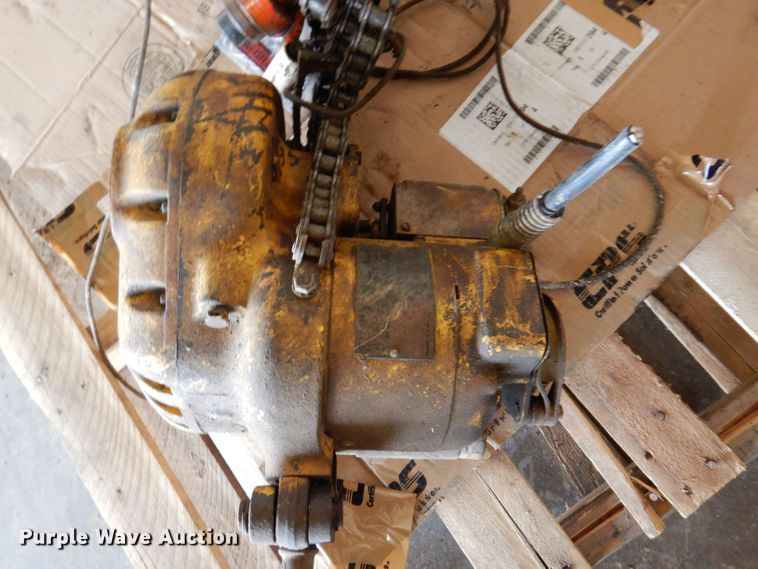 image for item KP9370 Budgit  Overhead hoist