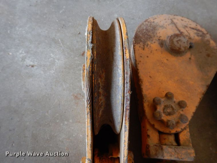 image for item KP9375 (4) Johnson crane hooks