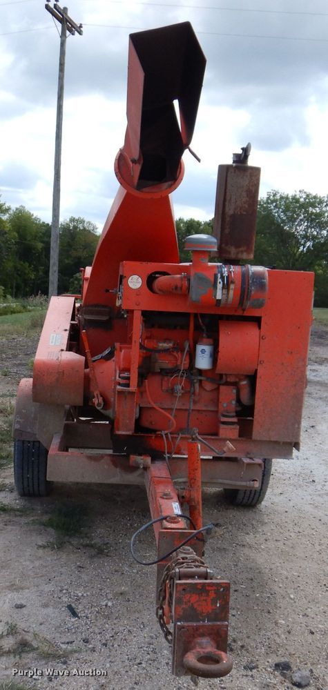 image for item KP9381 1992 Morbark 20/36  wood chipper