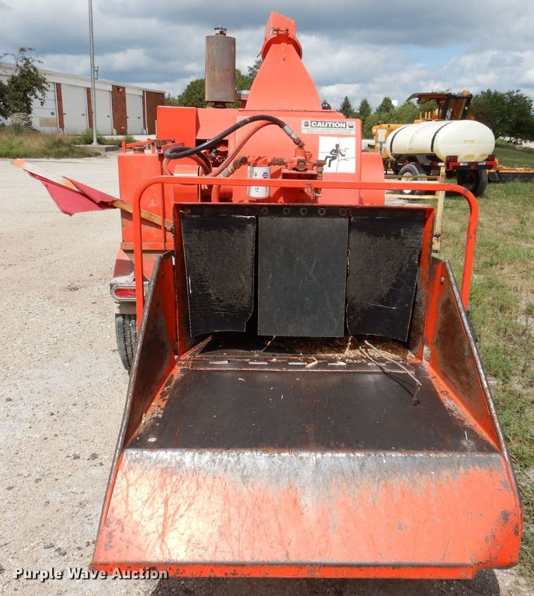 image for item KP9381 1992 Morbark 20/36  wood chipper